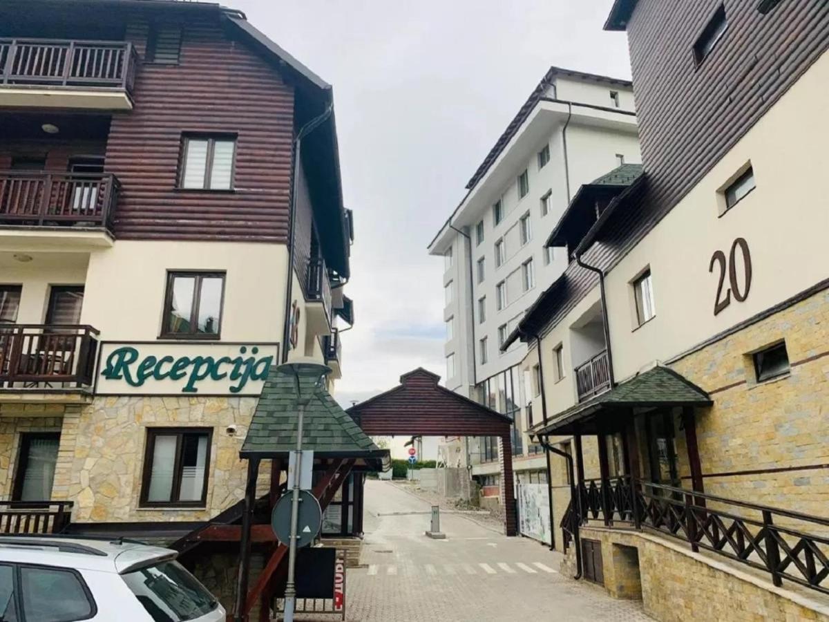 Apartman Adrijan 兹拉蒂博尔 外观 照片